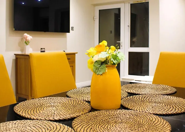 2 Bed Clan House Appartement *